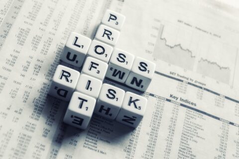 7 ways to minimize losses in stock market